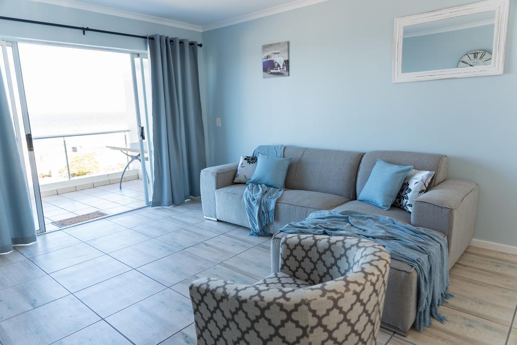 Whale View Self Catering Apartment Hermanus Exteriör bild